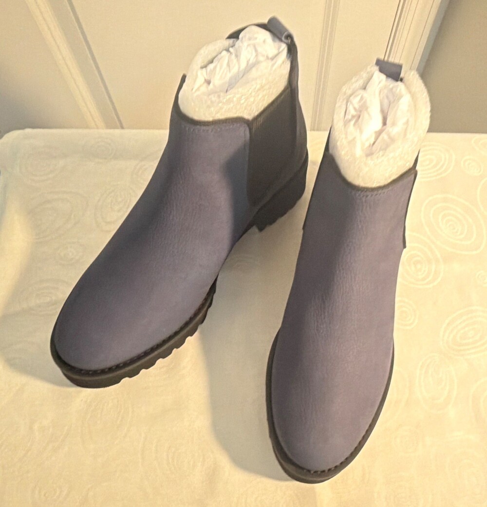 Marc Joseph New York Womens Chelsea Ankle Boots Slip-On Lug Sole Blue/Black 7